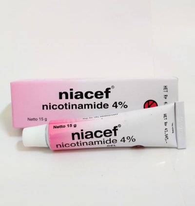 NIACEF Gel Nicotinamide 4% for Treating Acne Vulgaris
