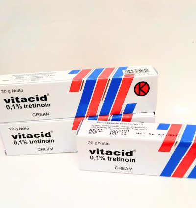Vitacid Tretinoin 0.1% Cream for acne vulgaris.